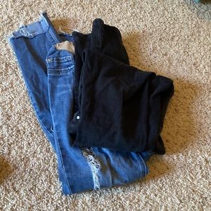 Used maternity jeans black and blue/distressed